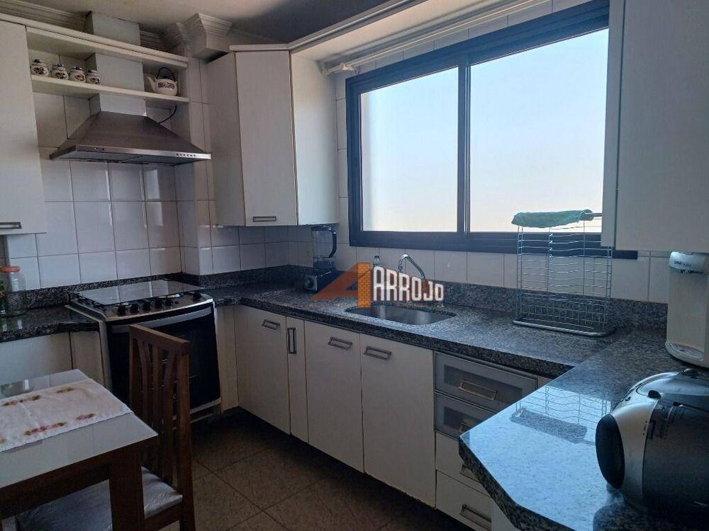 Apartamento à venda com 3 quartos, 100m² - Foto 7