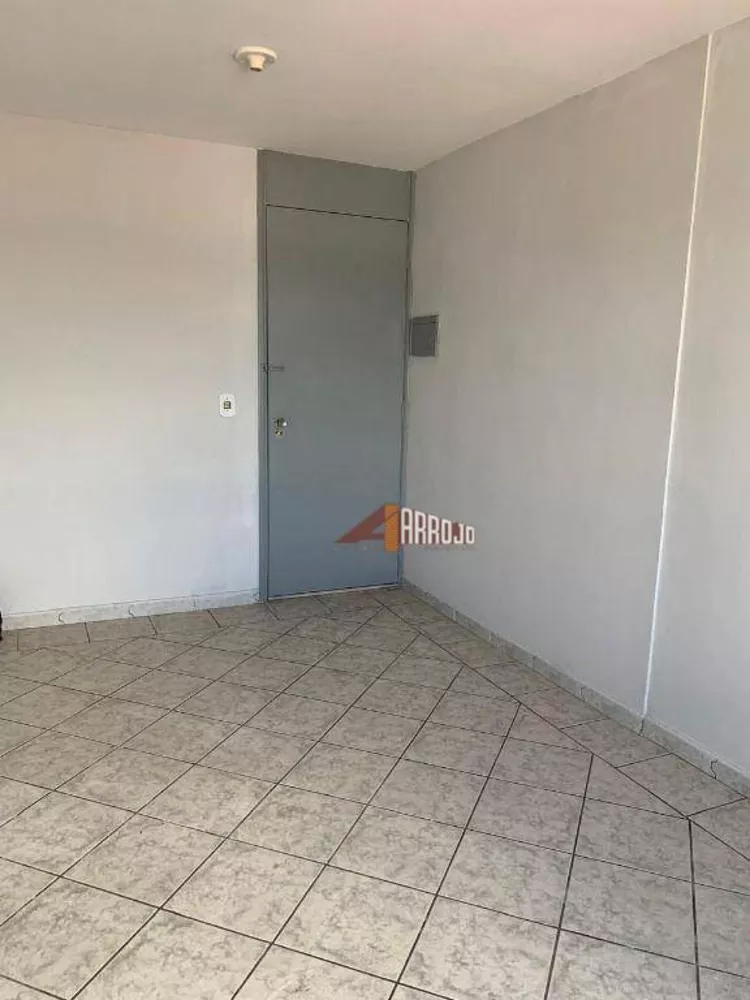 Apartamento à venda com 2 quartos, 45m² - Foto 2