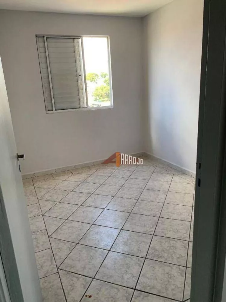 Apartamento à venda com 2 quartos, 45m² - Foto 4