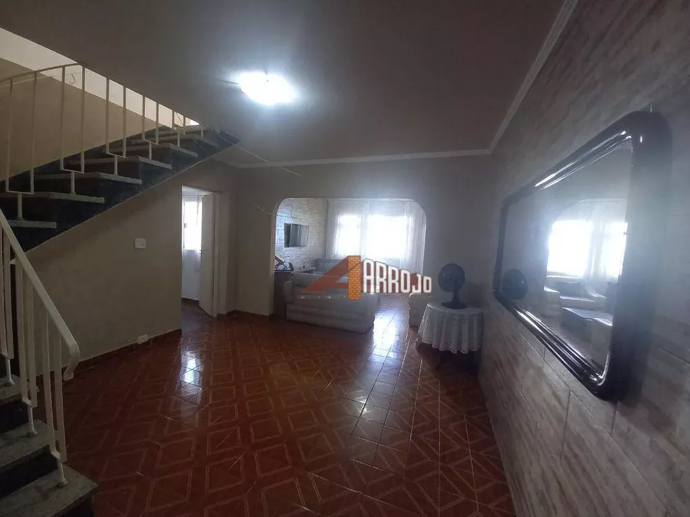 Sobrado à venda com 3 quartos, 120m² - Foto 3