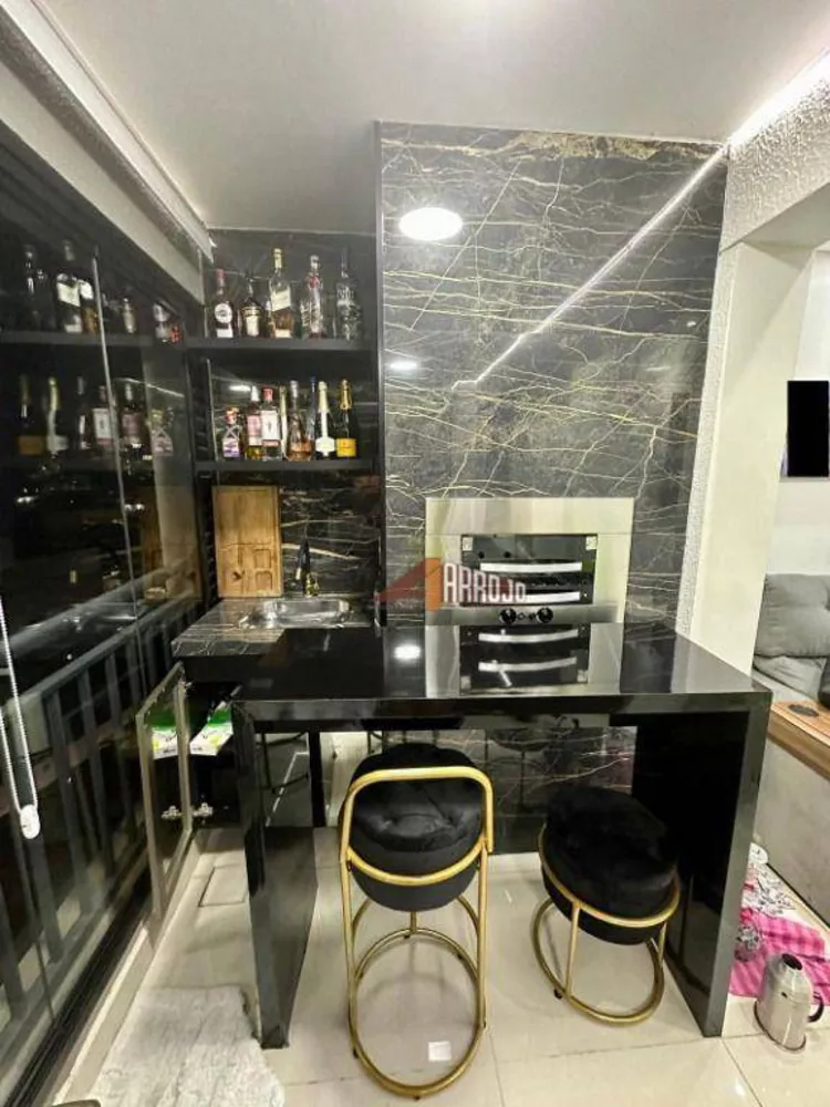 Apartamento à venda com 2 quartos, 61m² - Foto 3