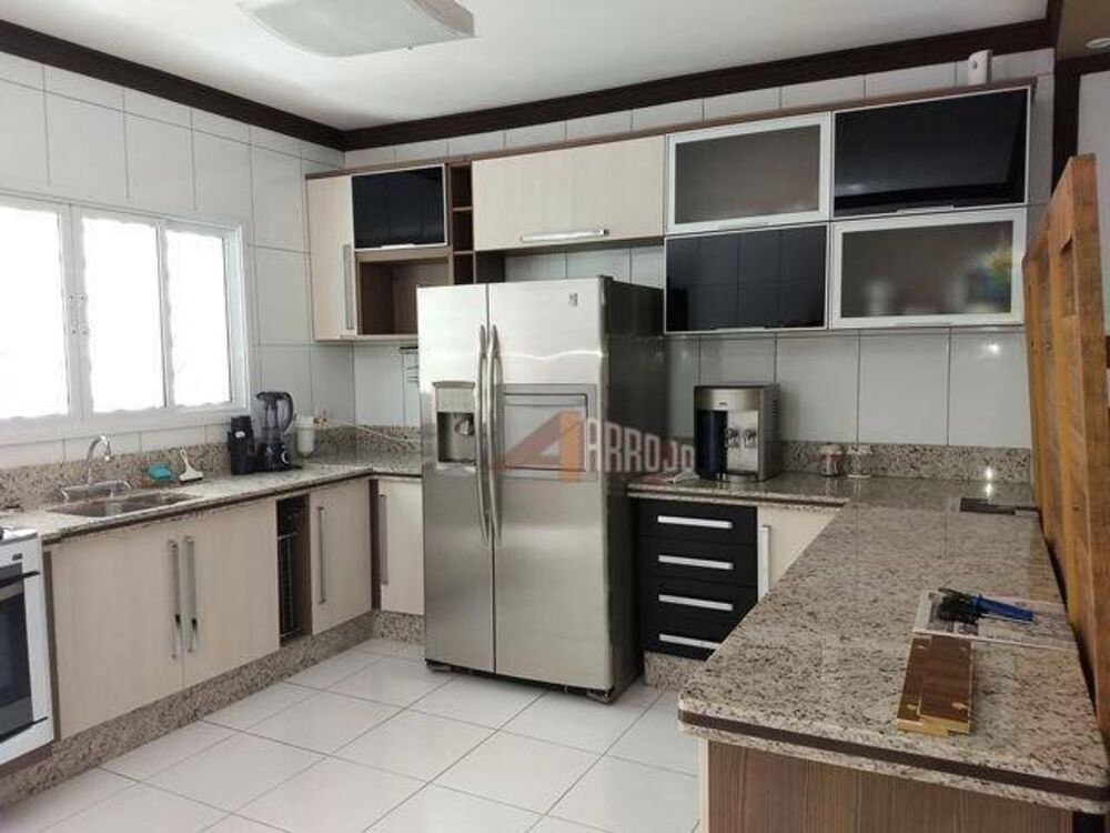 Sobrado, 4 quartos, 200 m² - Foto 7