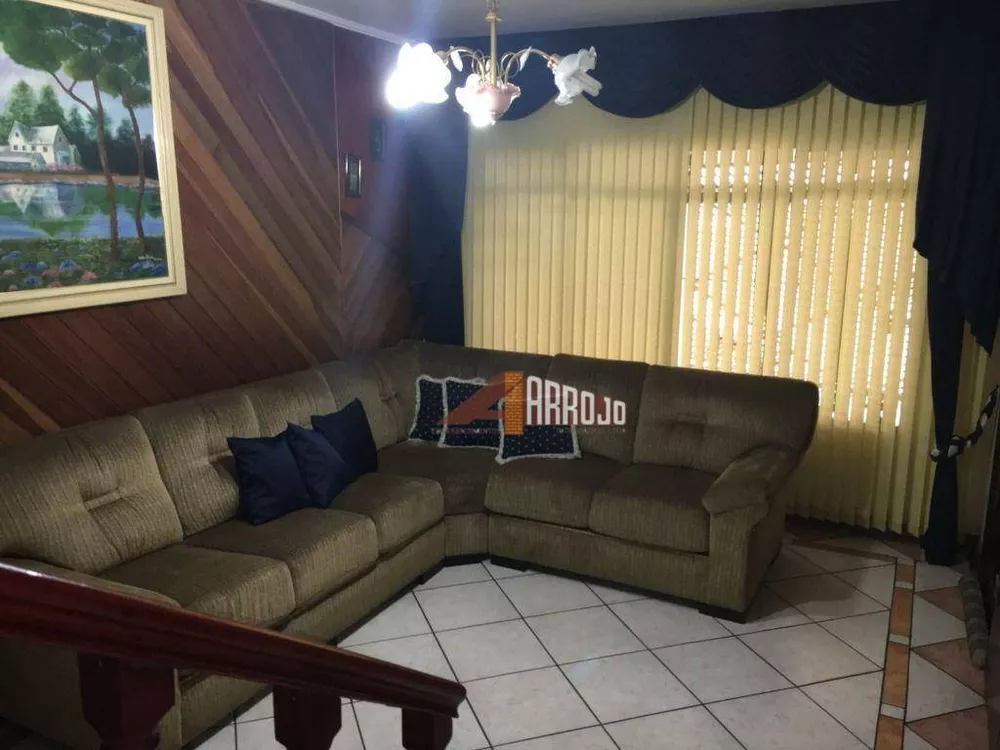 Sobrado à venda com 3 quartos, 98m² - Foto 1