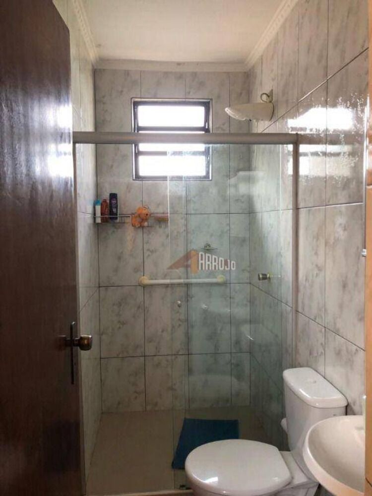 Sobrado, 3 quartos, 219 m² - Foto 1