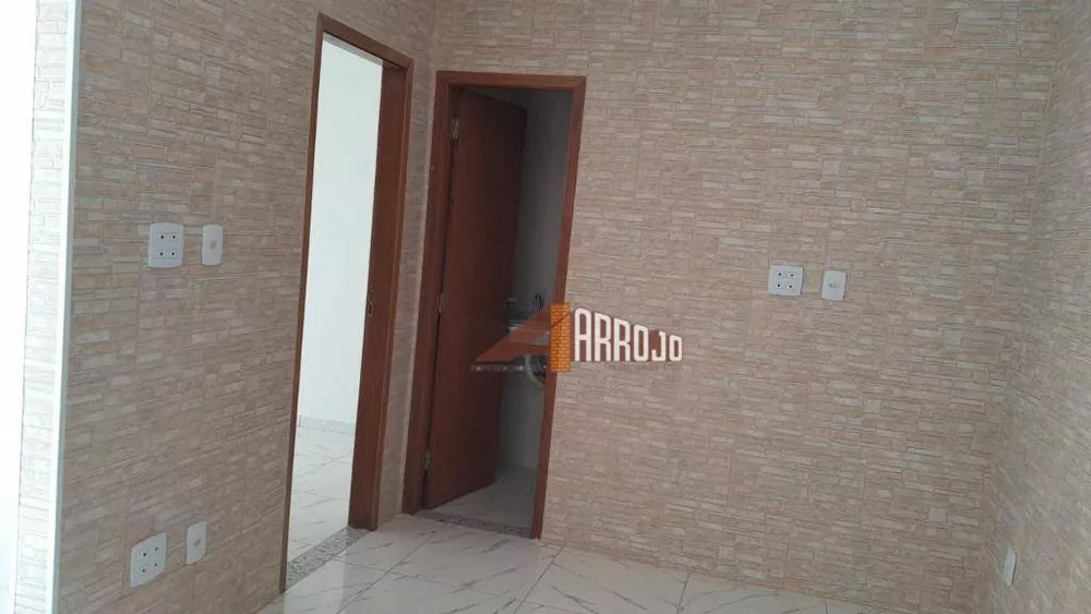 Apartamento à venda com 1 quarto, 30m² - Foto 2