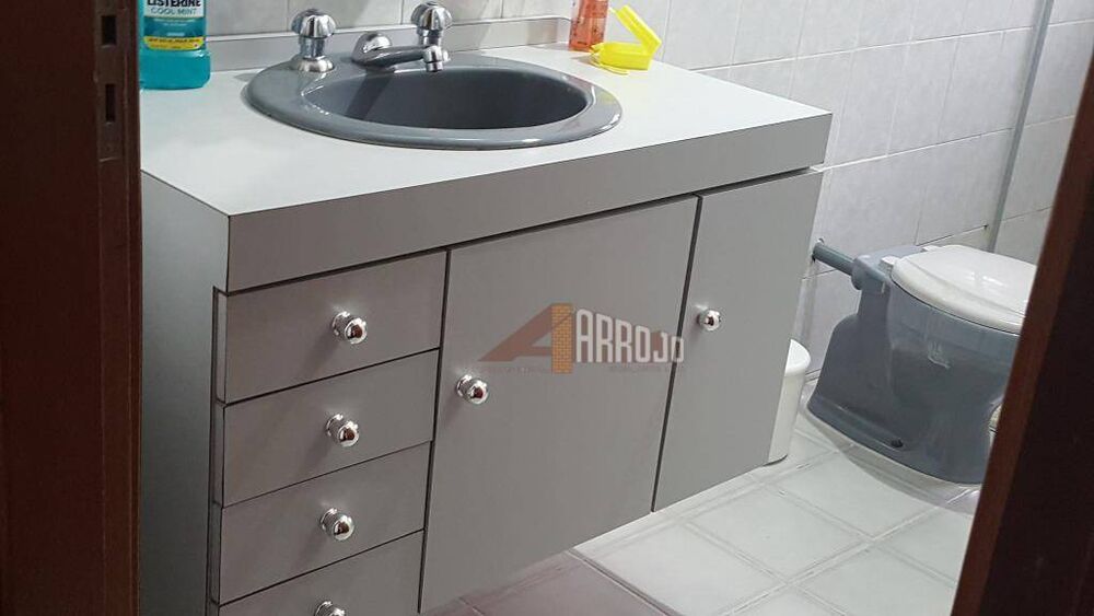 Sobrado, 3 quartos, 235 m² - Foto 1