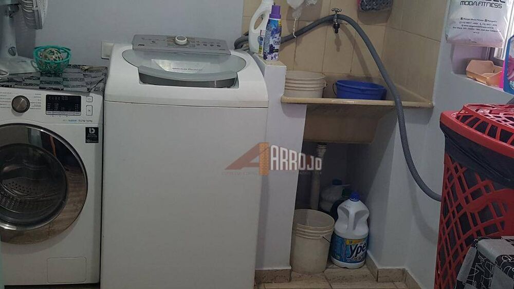 Sobrado, 3 quartos, 235 m² - Foto 2