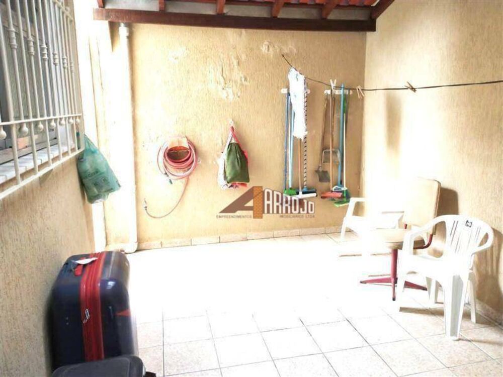 Sobrado, 3 quartos, 218 m² - Foto 4