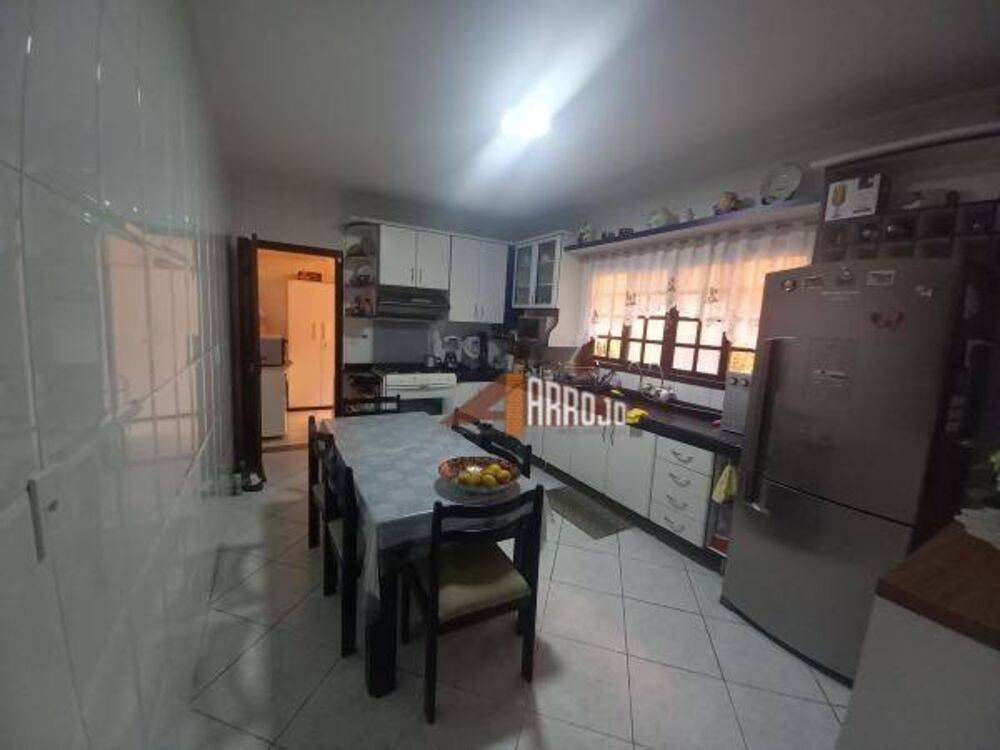 Sobrado à venda com 3 quartos, 149m² - Foto 3