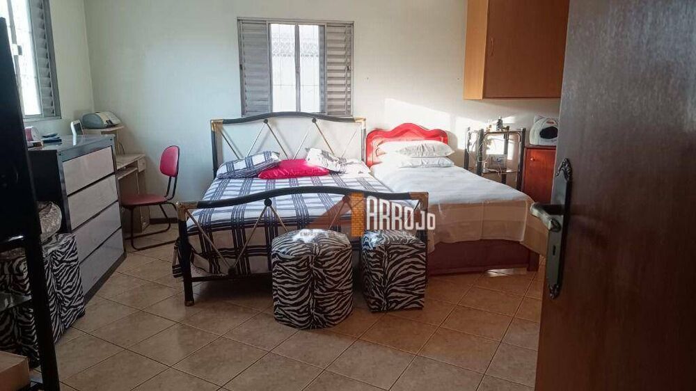 Casa, 3 quartos, 140 m² - Foto 1