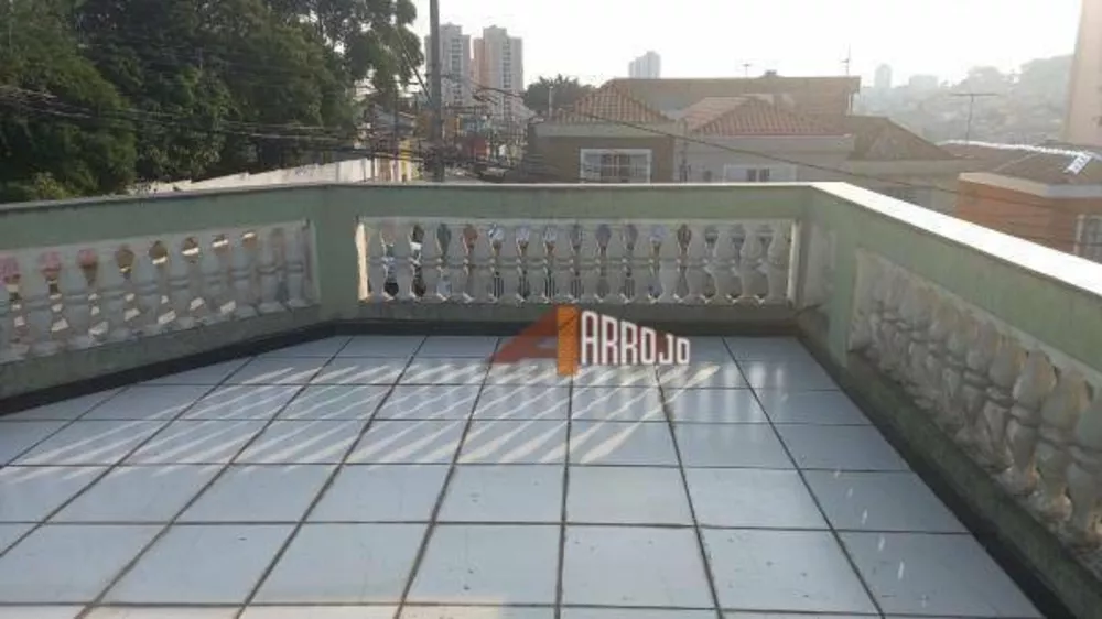 Sobrado à venda com 3 quartos, 98m² - Foto 1