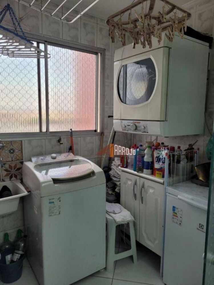Apartamento à venda com 3 quartos, 84m² - Foto 3
