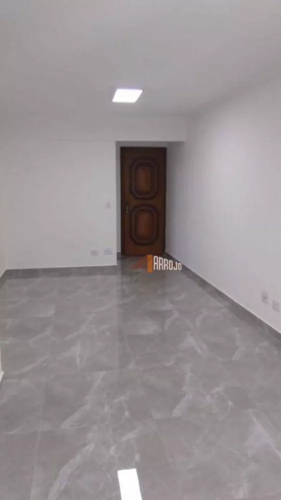 Apartamento à venda com 3 quartos, 72m² - Foto 1