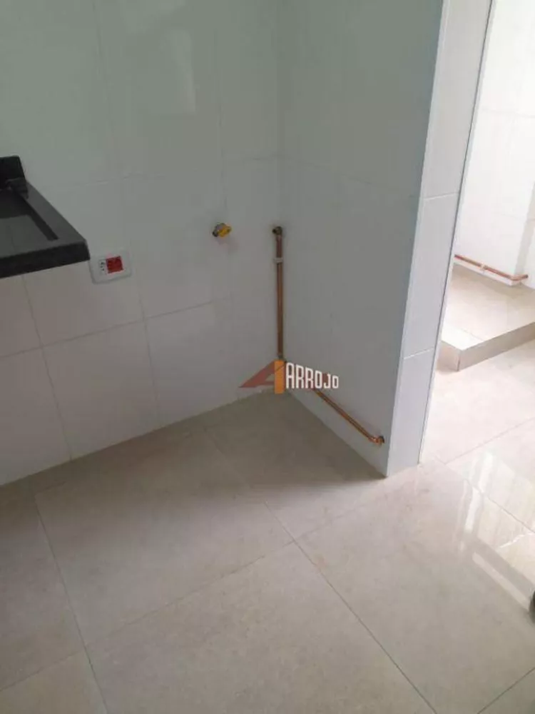 Apartamento à venda com 3 quartos, 72m² - Foto 4