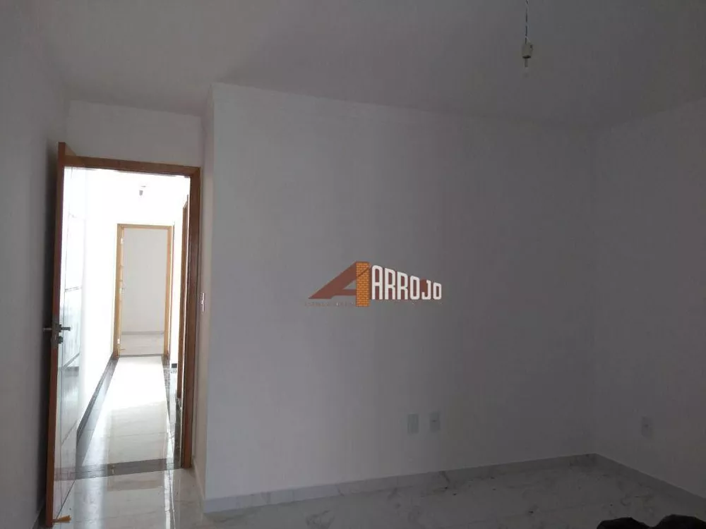 Sobrado à venda com 3 quartos, 140m² - Foto 4