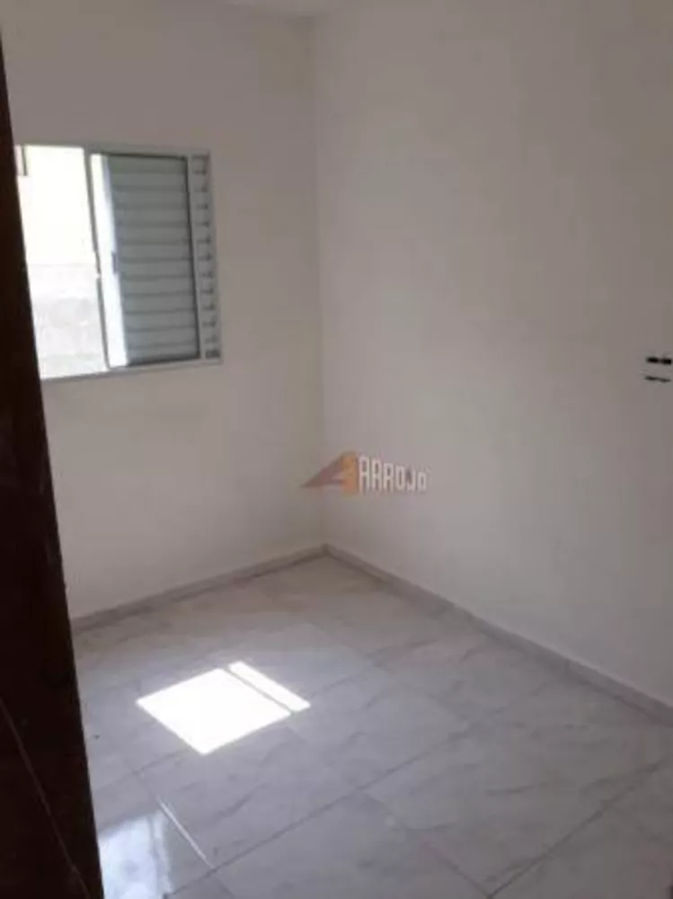 Apartamento à venda com 2 quartos, 38m² - Foto 4