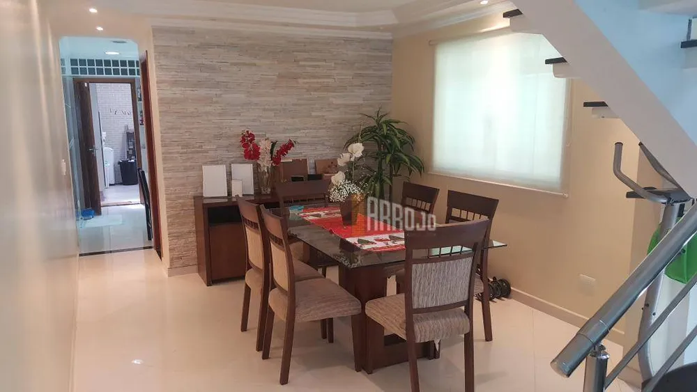 Sobrado, 3 quartos, 126 m² - Foto 1