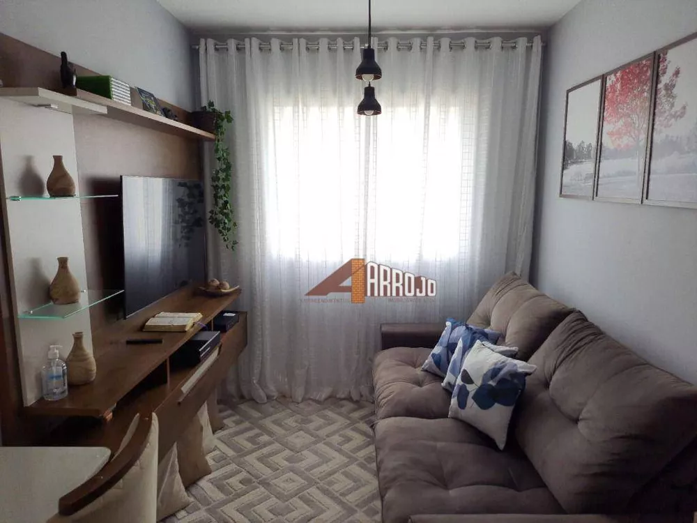 Apartamento à venda com 2 quartos, 45m² - Foto 1