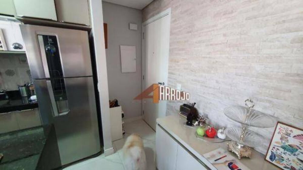 Apartamento à venda com 2 quartos, 64m² - Foto 9