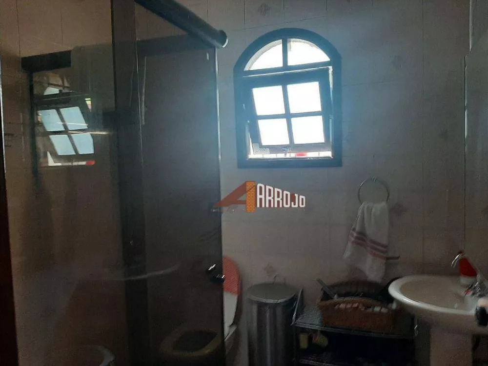 Casa, 3 quartos, 200 m² - Foto 4