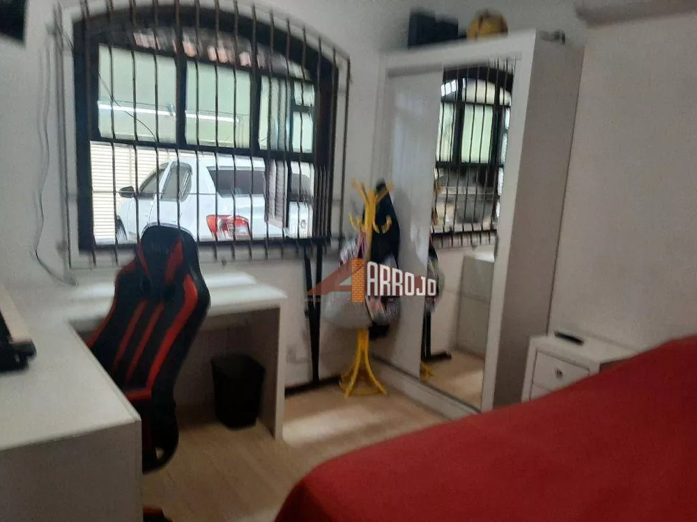 Casa à venda com 3 quartos, 200m² - Foto 3