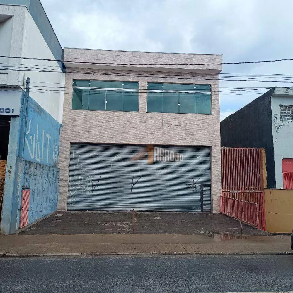 Loja-Salão, 750 m² - Foto 1