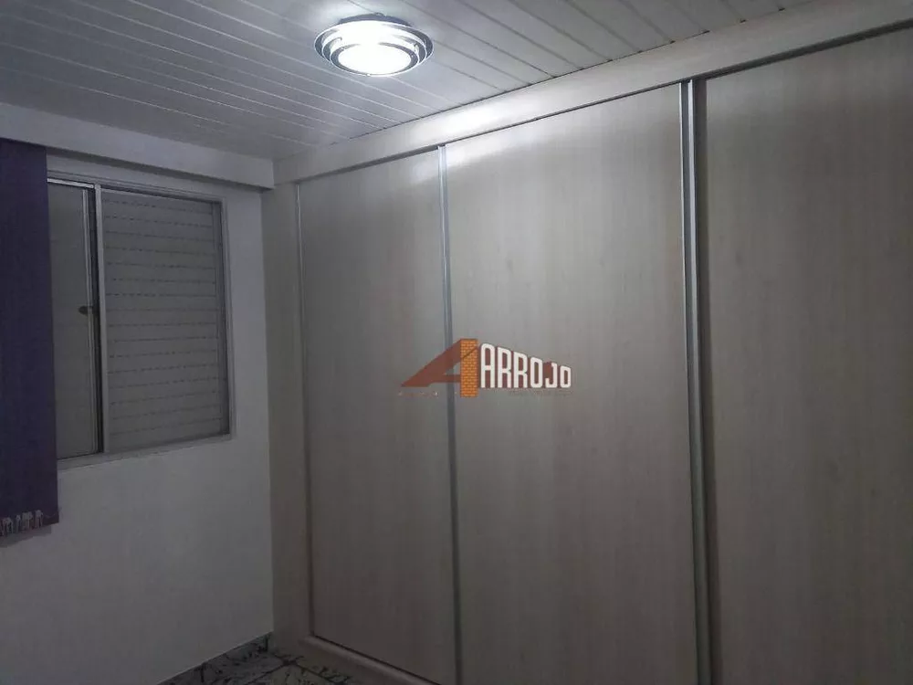 Apartamento à venda com 2 quartos, 51m² - Foto 2