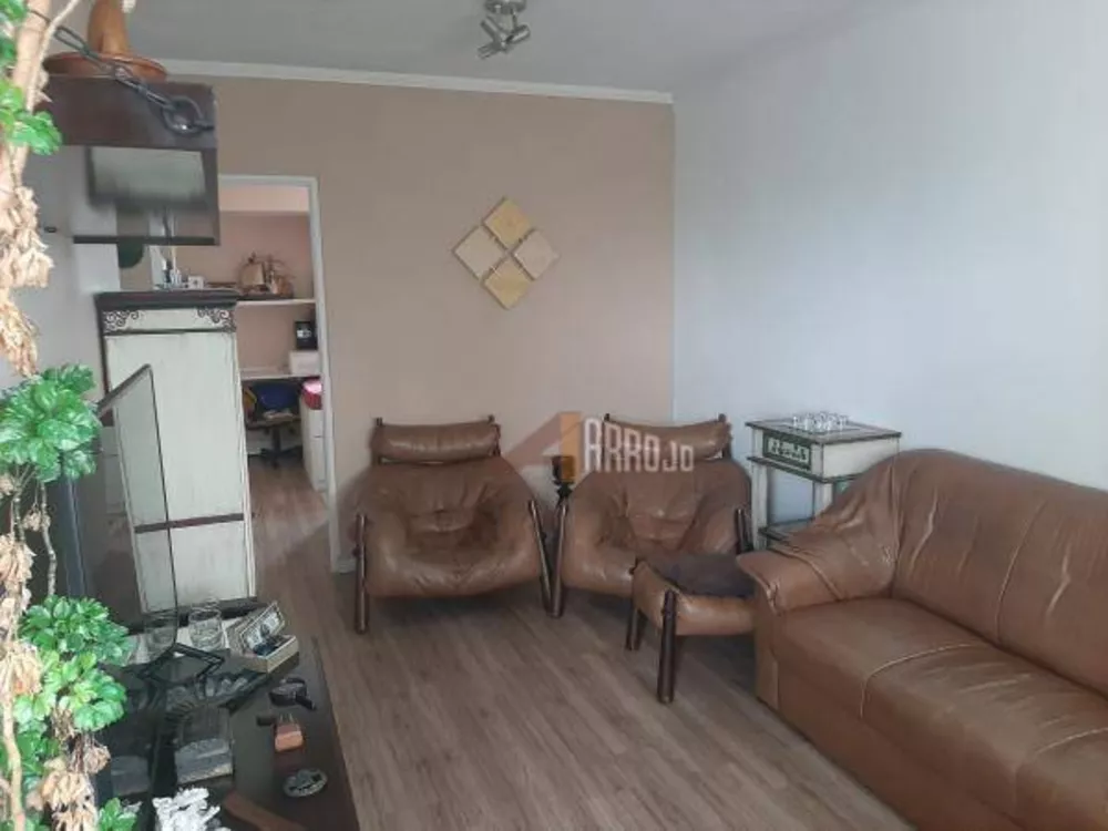 Apartamento à venda com 2 quartos, 124m² - Foto 2