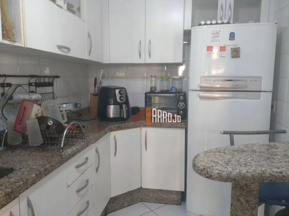 Sobrado à venda com 2 quartos, 83m² - Foto 1