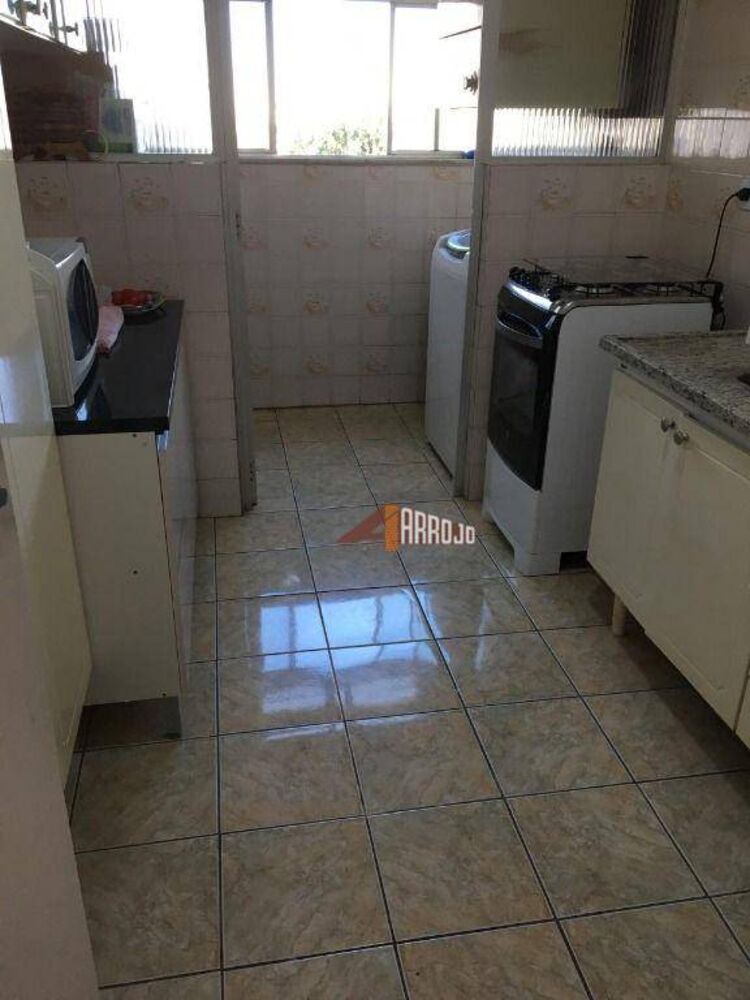 Apartamento à venda com 3 quartos, 76m² - Foto 5