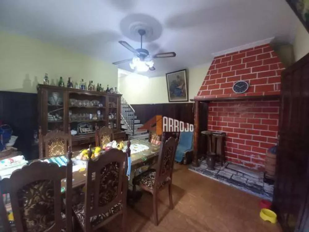 Sobrado à venda com 4 quartos, 191m² - Foto 4