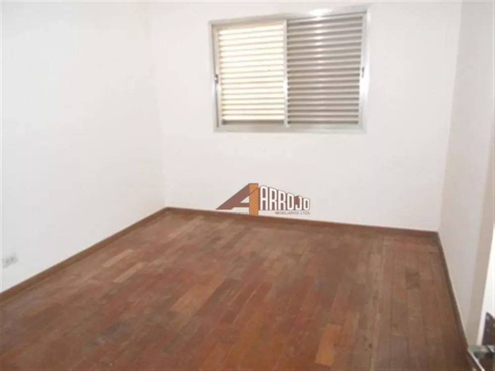 Sobrado à venda com 2 quartos, 160m² - Foto 4