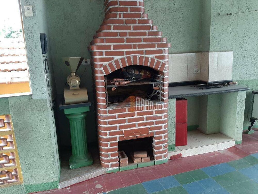 Casa, 3 quartos, 267 m² - Foto 2
