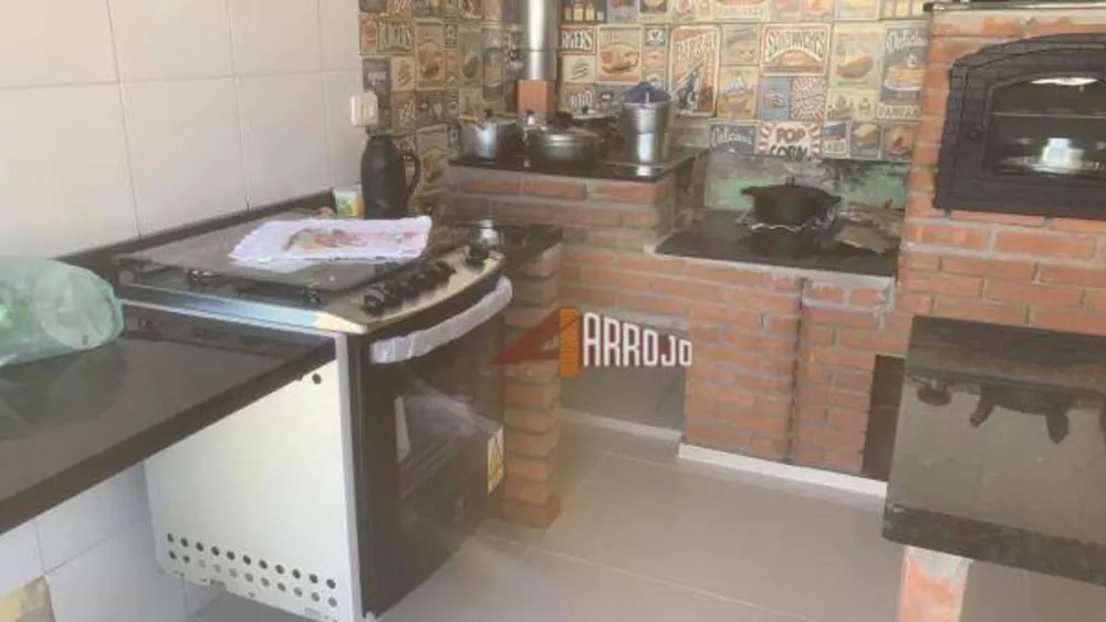 Chácara à venda com 2 quartos, 150m² - Foto 5