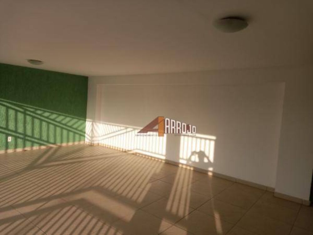 Sobrado, 3 quartos, 193 m² - Foto 1
