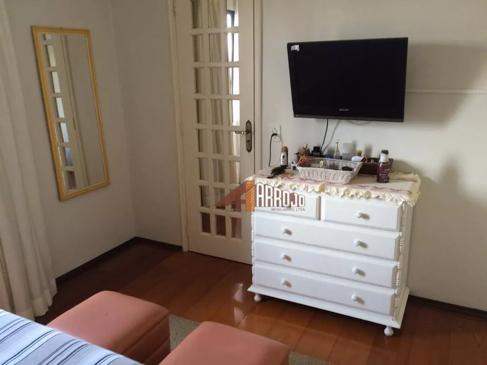 Apartamento à venda com 3 quartos, 98m² - Foto 3