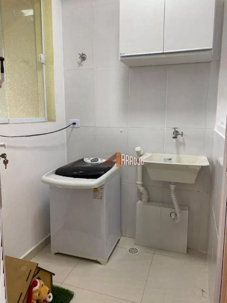 Apartamento à venda com 2 quartos, 45m² - Foto 7