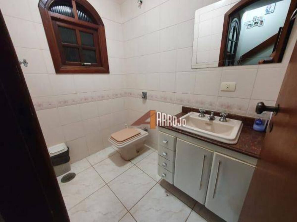 Sobrado, 5 quartos, 240 m² - Foto 6