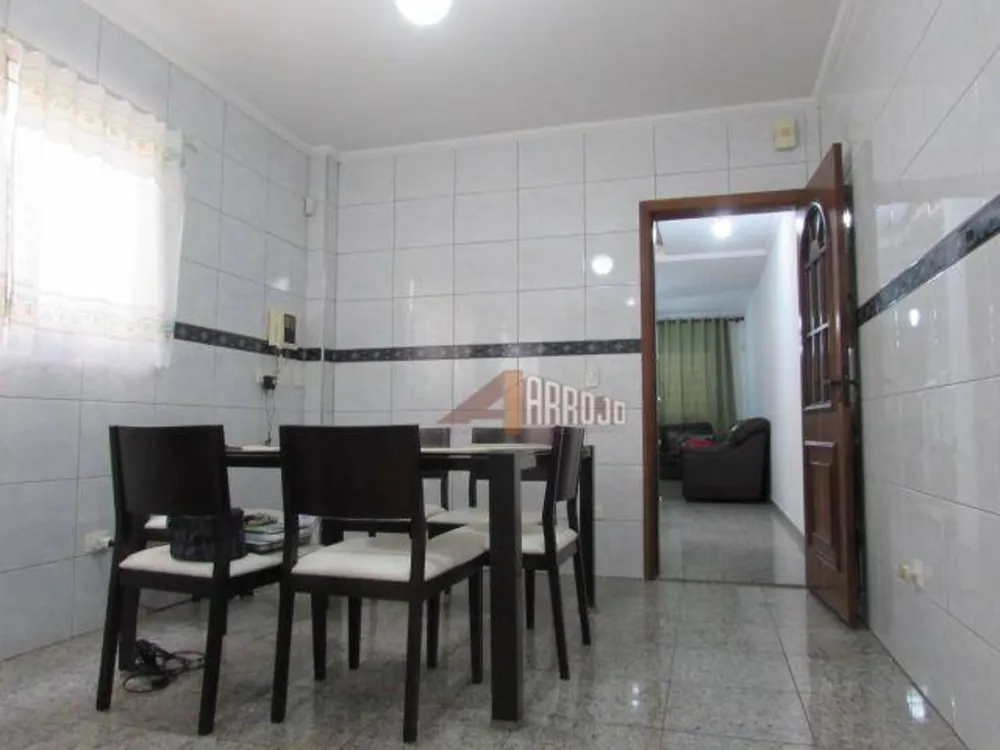 Sobrado, 3 quartos, 290 m² - Foto 4