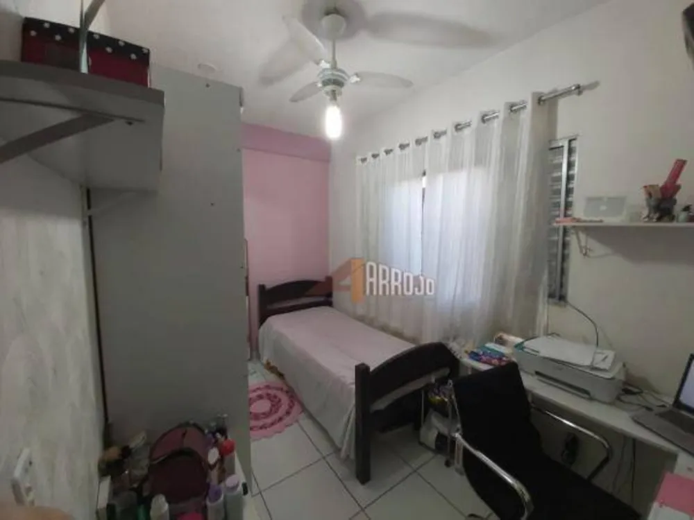 Sobrado, 5 quartos, 240 m² - Foto 4