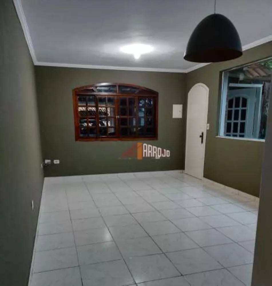 Casa à venda com 2 quartos, 48m² - Foto 1