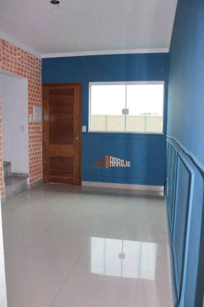 Sobrado à venda com 2 quartos, 45m² - Foto 2