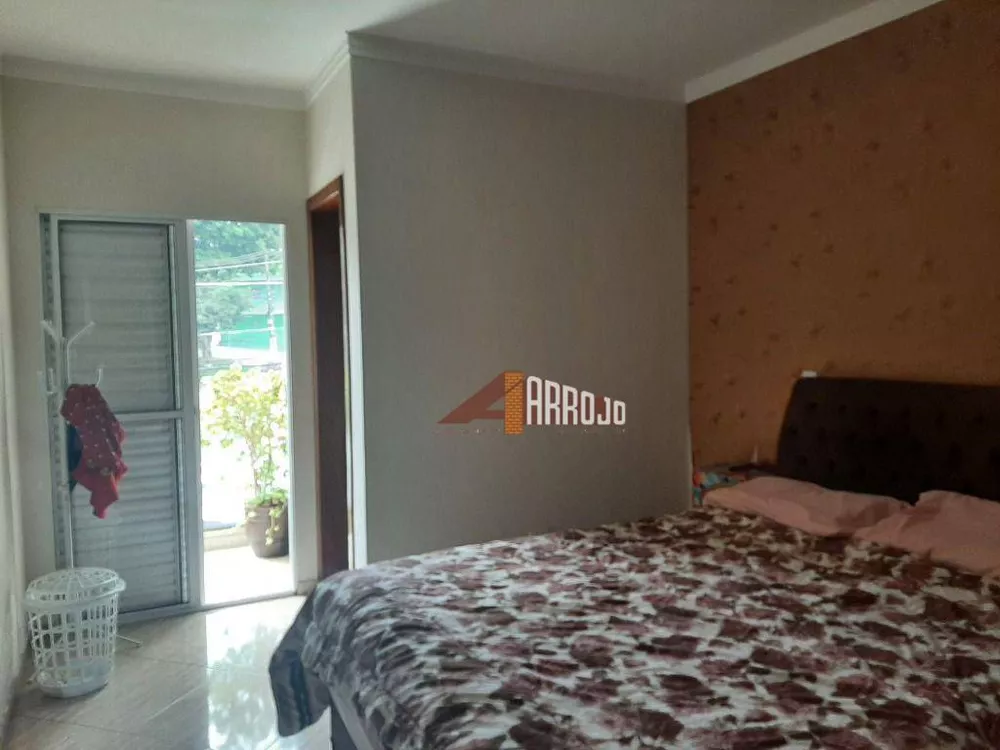 Sobrado à venda com 3 quartos, 111m² - Foto 4