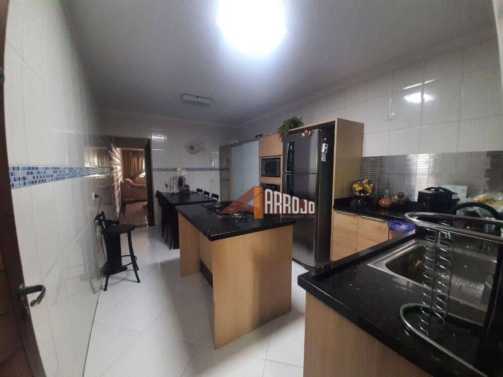 Sobrado, 4 quartos, 111 m² - Foto 6