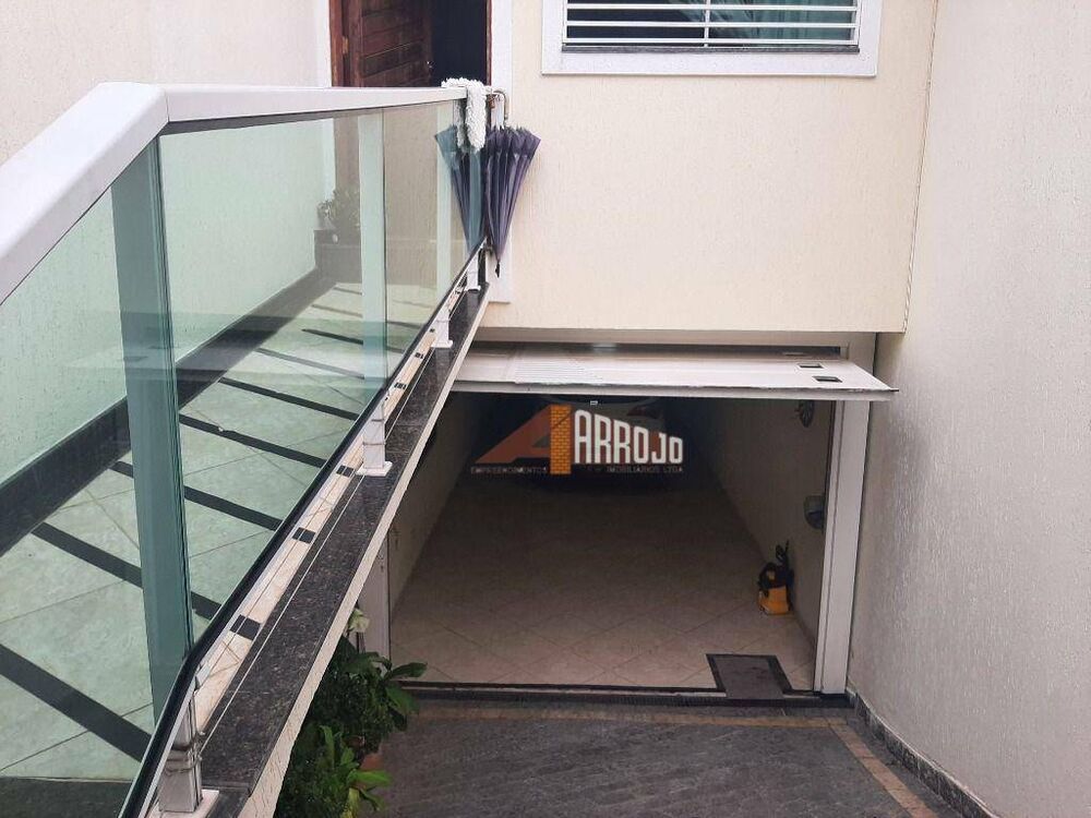 Sobrado, 4 quartos, 111 m² - Foto 1