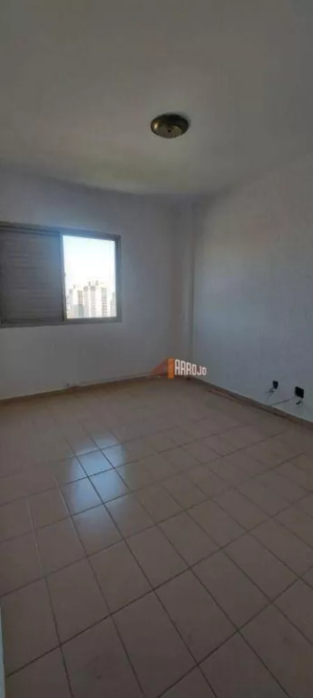 Apartamento à venda com 2 quartos, 79m² - Foto 4