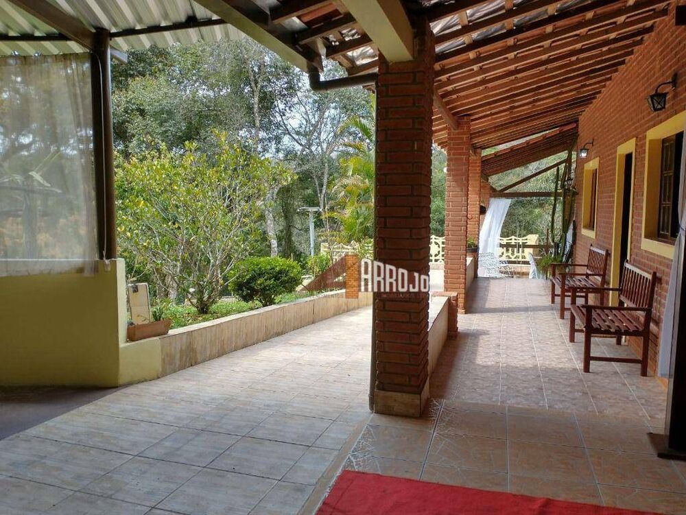 Chácara, 4 quartos, 6500 m² - Foto 1