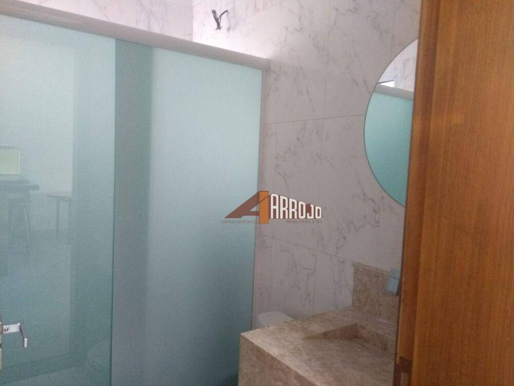 Sobrado, 3 quartos, 168 m² - Foto 1