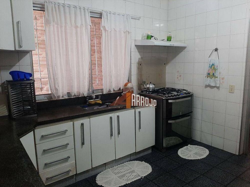 Sobrado, 3 quartos, 216 m² - Foto 8