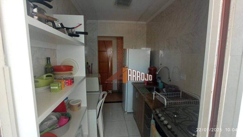 Apartamento à venda com 2 quartos, 45m² - Foto 4